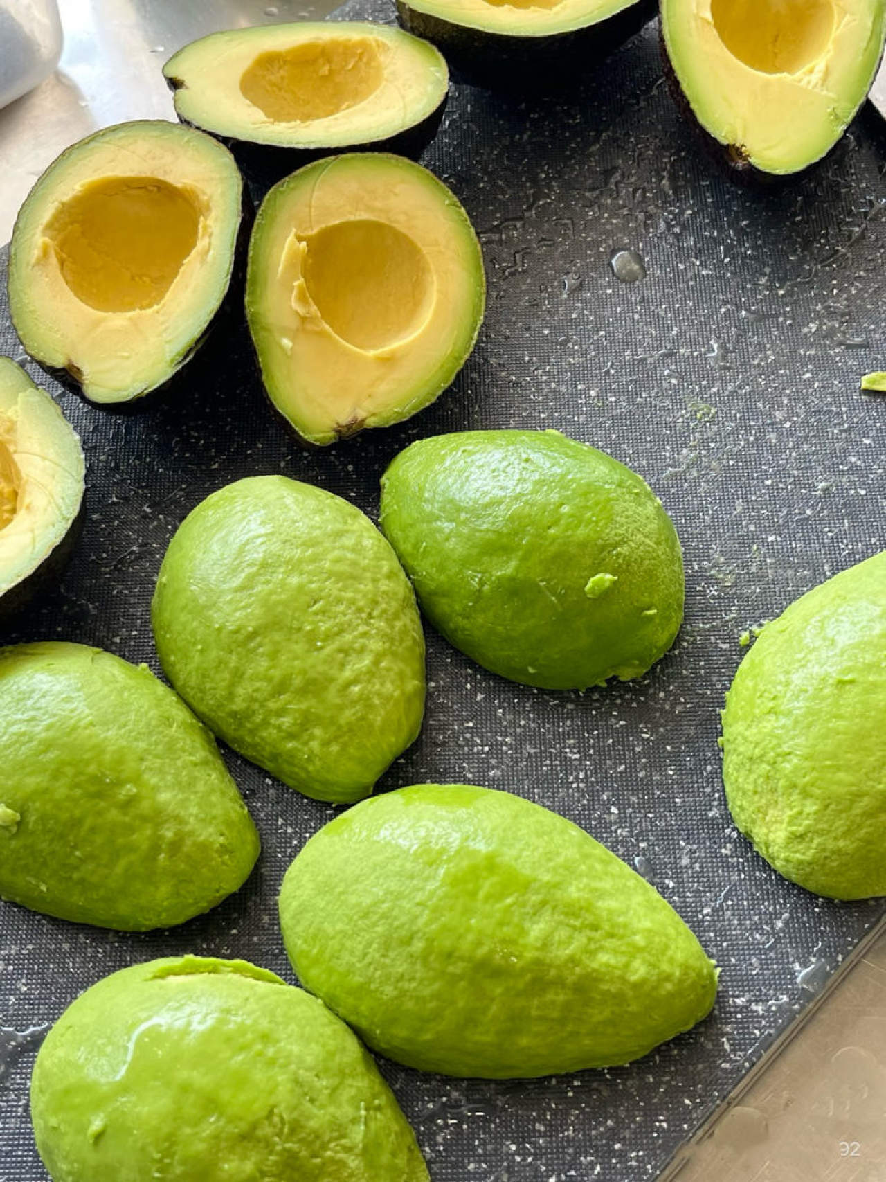 大凉山哈斯牛油果