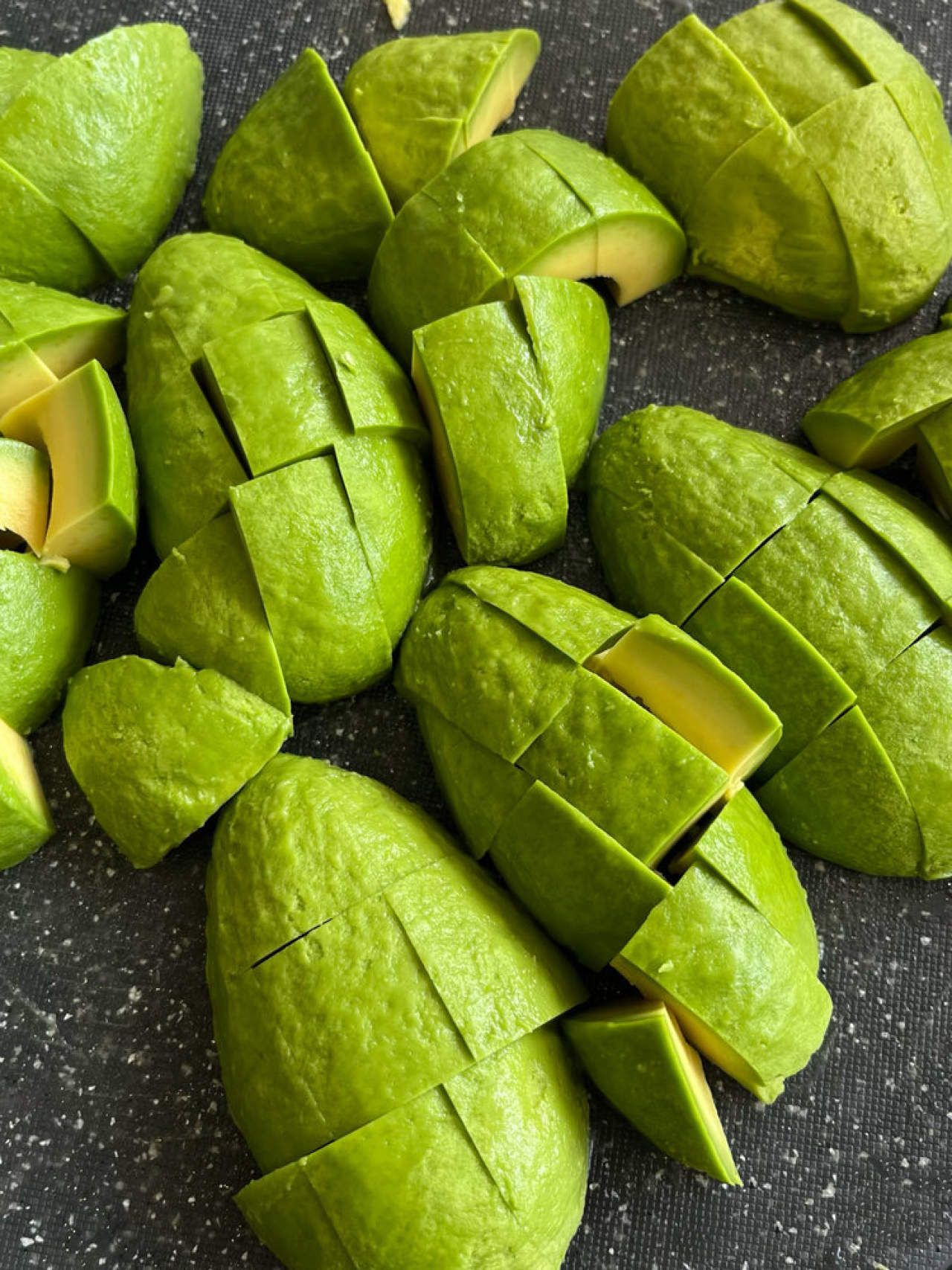 大凉山哈斯牛油果