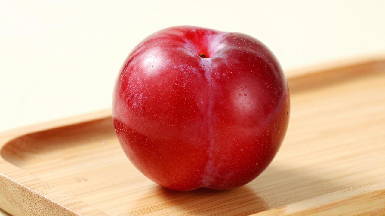 李子的功效与作用，李子的药用价值与健康益处