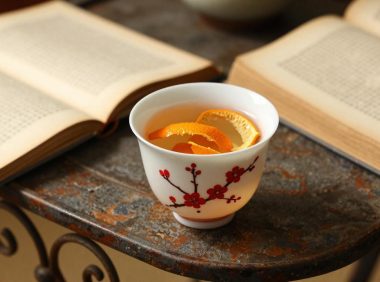 桔子皮泡水喝的神奇功效，喝桔子皮水对健康有哪些惊人好处？