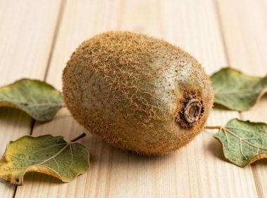 猕猴桃变软的原因及其影响因素,猕猴桃变软原因剖析