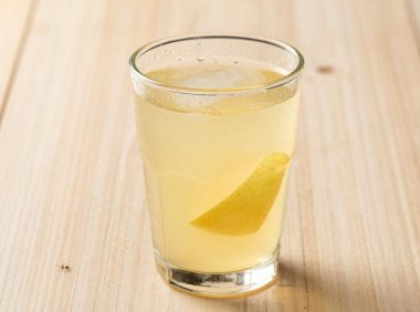 梨汁的神奇功效,喝梨汁能带来哪些健康益处?