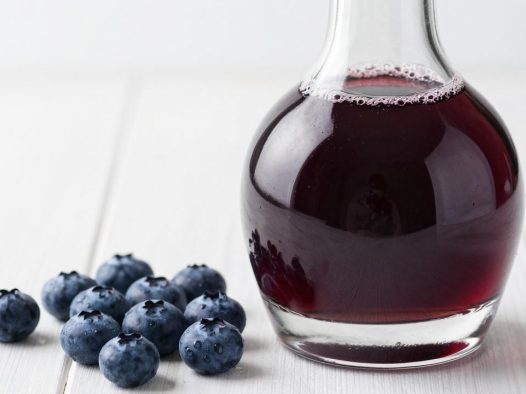 蓝莓酒的制作方法，蓝莓酒的保健功效和饮用效果