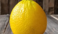 柚子剥开之后怎么保存才能保持水分？