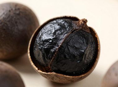 桂圆干果肉发黑了是坏了吗？