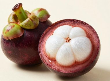 山竹里面透明的瓣能吃吗？